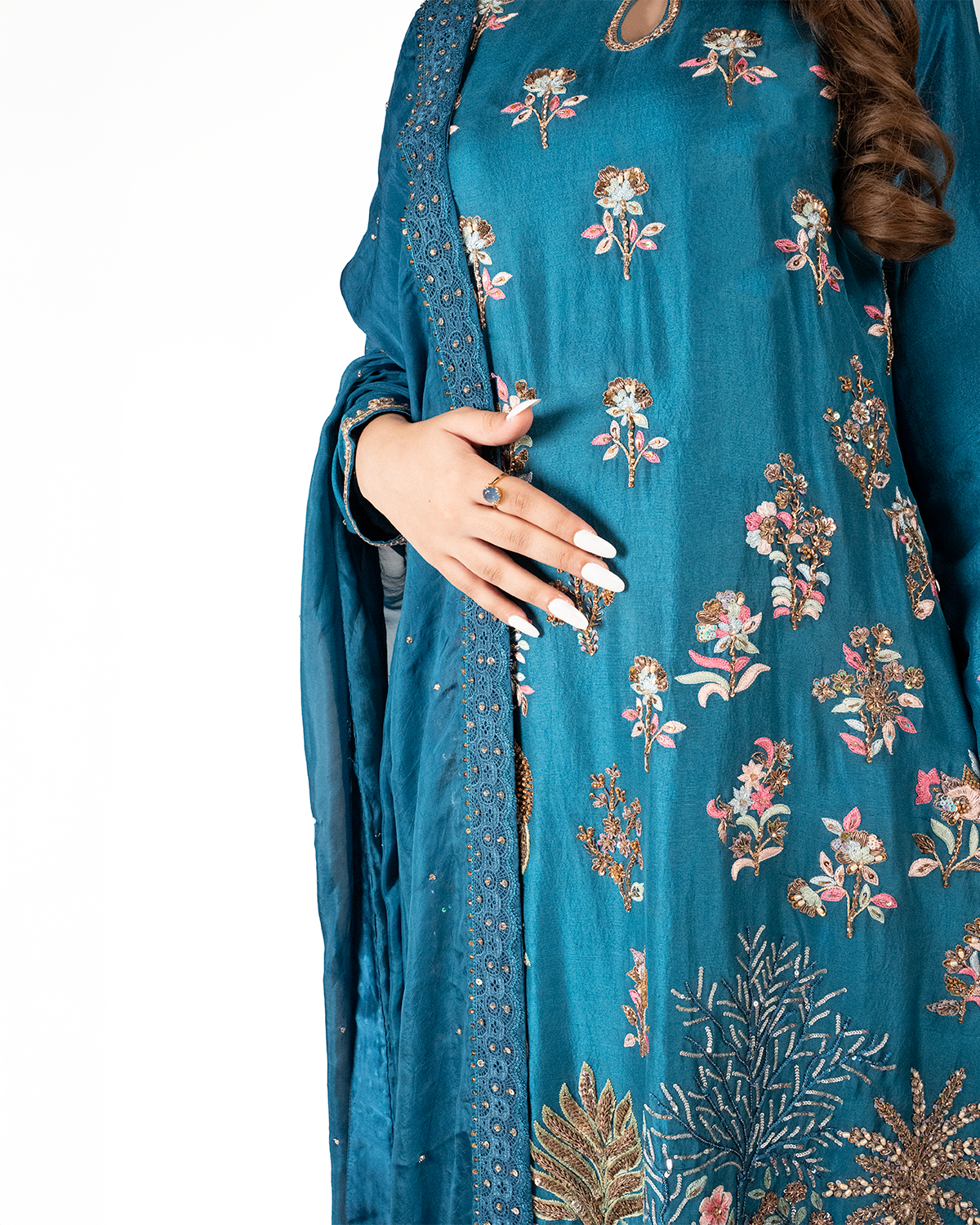 Feroza-e-Nazuk